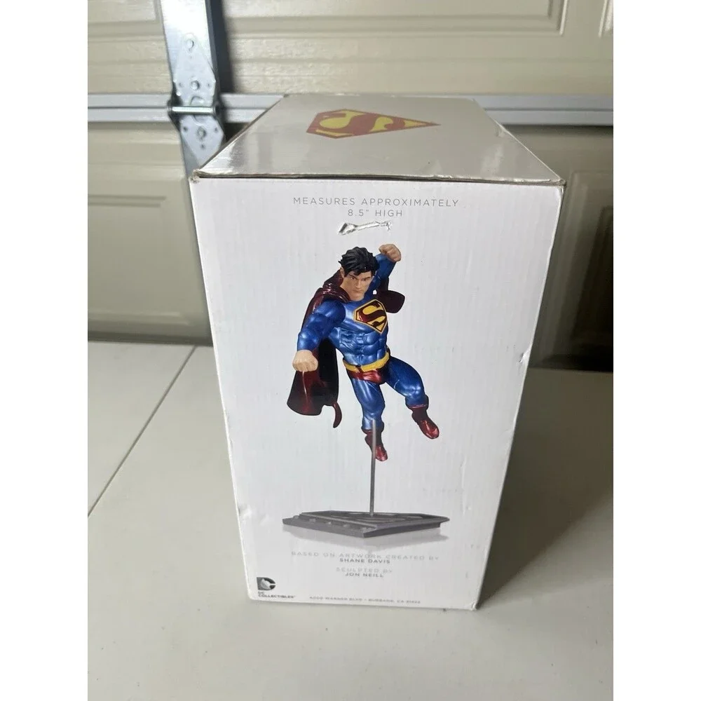 Superman The Man Of Steel Kenneth Rocafort Statue DC Collectibles 1538/5200